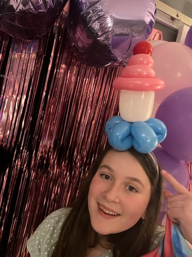 Gallery photo 6 of Dean Bohl Entertainer- Balloons, Kids Magic and Ventriloquism