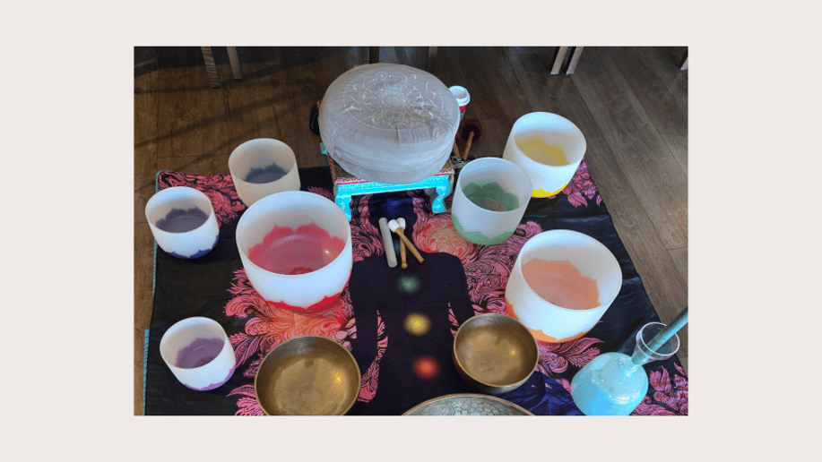 Gallery photo 9 of Dear Life Chat Experience