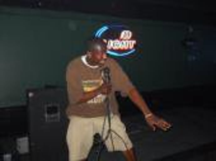 Gallery photo 3 of Dee Terelle