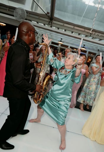 Gallery photo 9 of Deesaxplayer