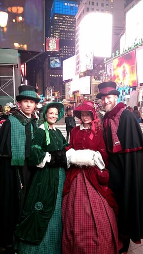 Gallery photo 6 of Manhattan Holiday Carolers