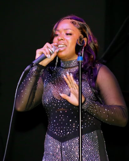 Gallery photo 3 of De’Jewels