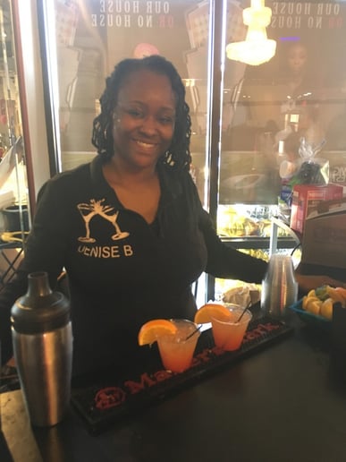 Gallery photo 9 of Denise The Certified Flat Rate Bartender