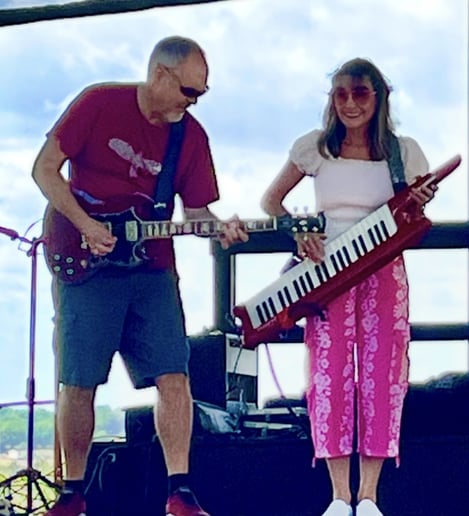 Gallery photo 5 of Dennie and the Jets