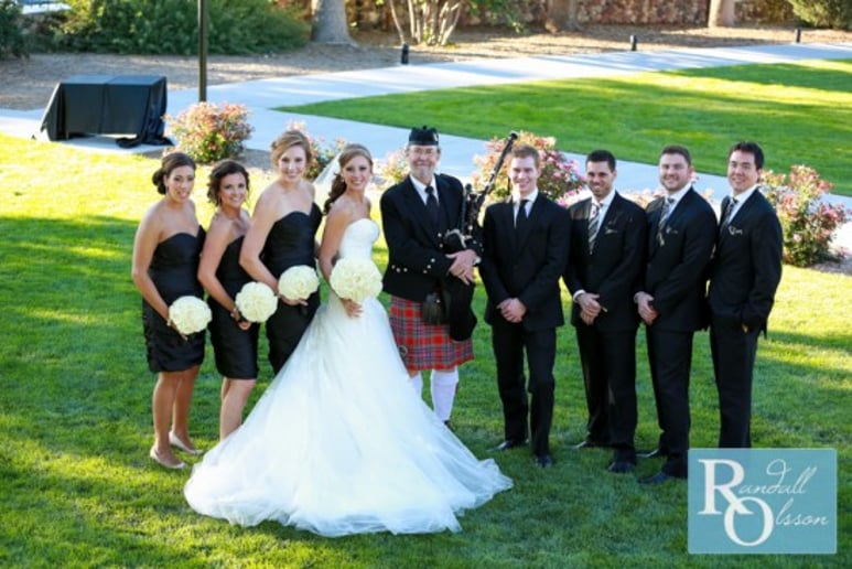 Gallery photo 2 of Denver Bagpiper