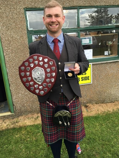 Gallery photo 4 of Derek Midgley Bagpiper