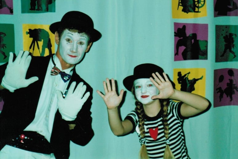 Gallery photo 19 of Derek the Mime