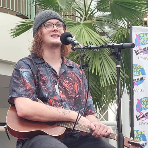 Gallery photo 5 of Derian Ramsey Music