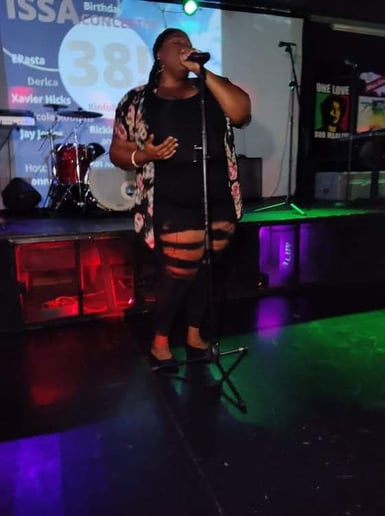 Gallery photo 1 of Derica