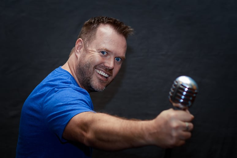 Gallery photo 5 of Motivate. Laugh. Simplify - Derrick Tennant
