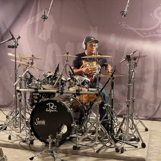 Gallery photo 1 of Desert Drummer