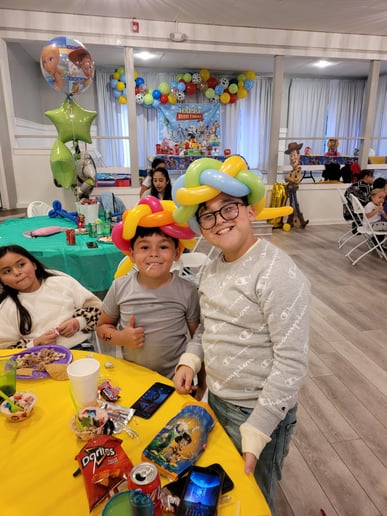 Gallery photo 10 of Designer Face Painting and Balloons