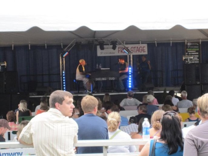 Gallery photo 2 of Dueling Duo