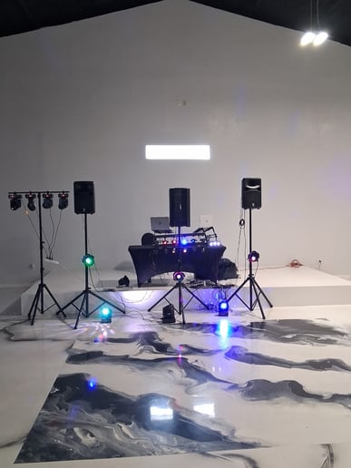 Gallery photo 5 of DJ Deelight