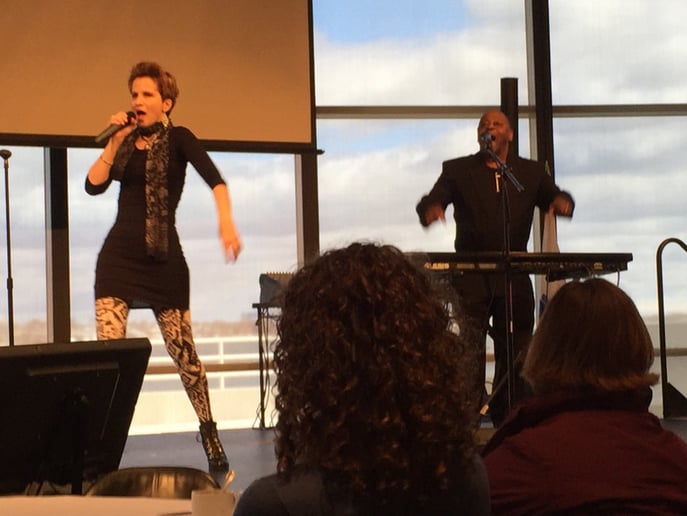 Gallery photo 10 of DeVoe Music Party Band