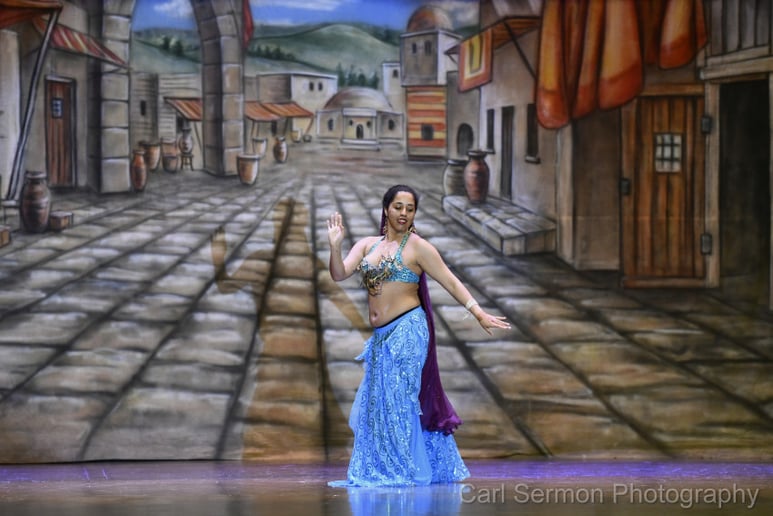 Gallery photo 3 of Dezere Raqs
