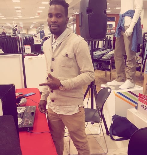 Gallery photo 1 of DJ-Gfresh