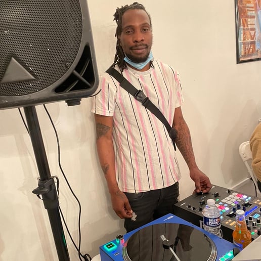 Gallery photo 9 of DJ-Gfresh