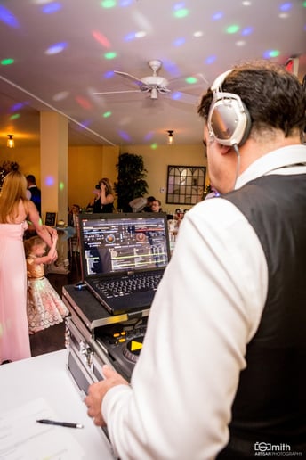 Gallery photo 1 of DJ Voo