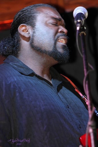 Gallery photo 1 of DieDra & The Ruff Pro Band