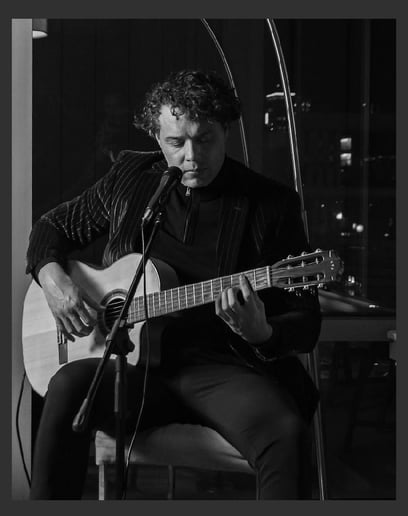 Gallery photo 1 of Diego Ahumada
