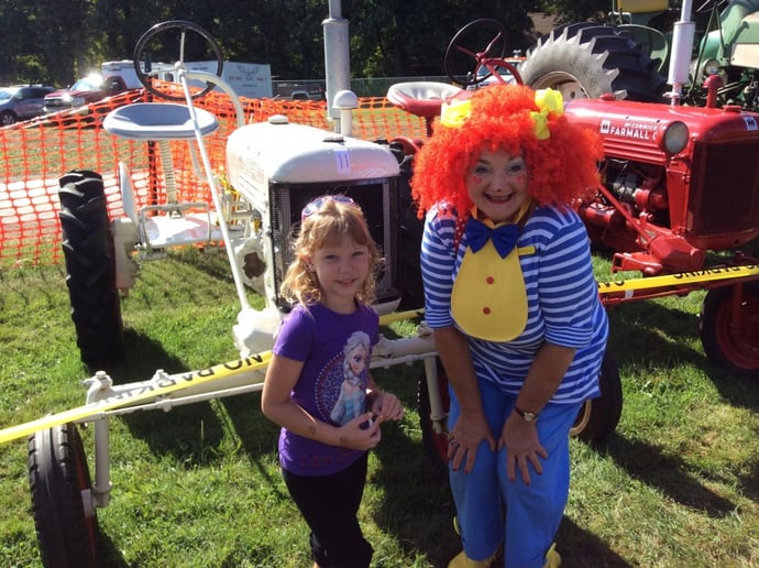 Gallery photo 5 of Dimples the Clown