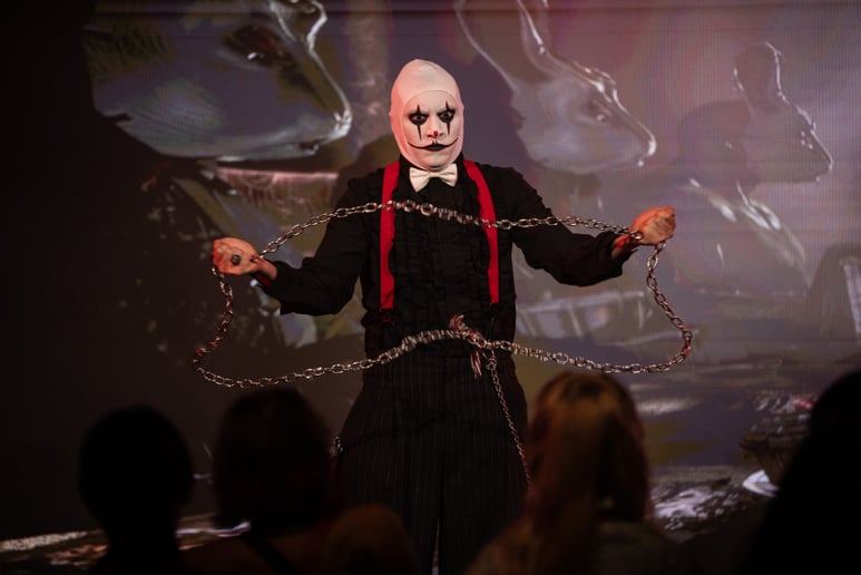 Gallery photo 3 of Bugaboo the Clown