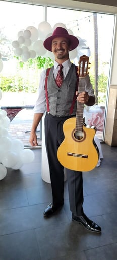 Gallery photo 7 of Dining Music