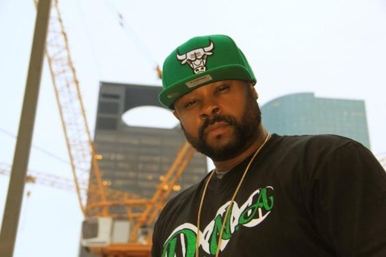 Gallery photo 1 of Dione D.N.A Sams