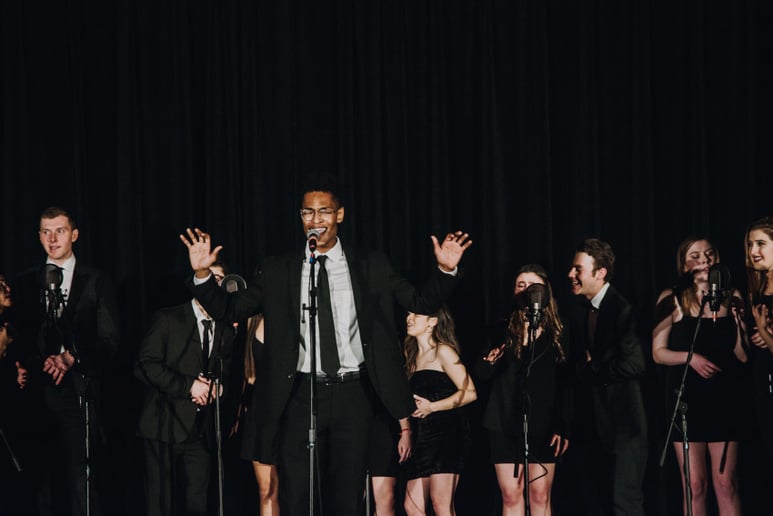 Gallery photo 4 of Dischord A Cappella