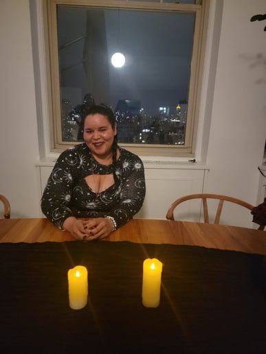 Gallery photo 3 of Kristen Tinsley Psychic Medium & Comedian