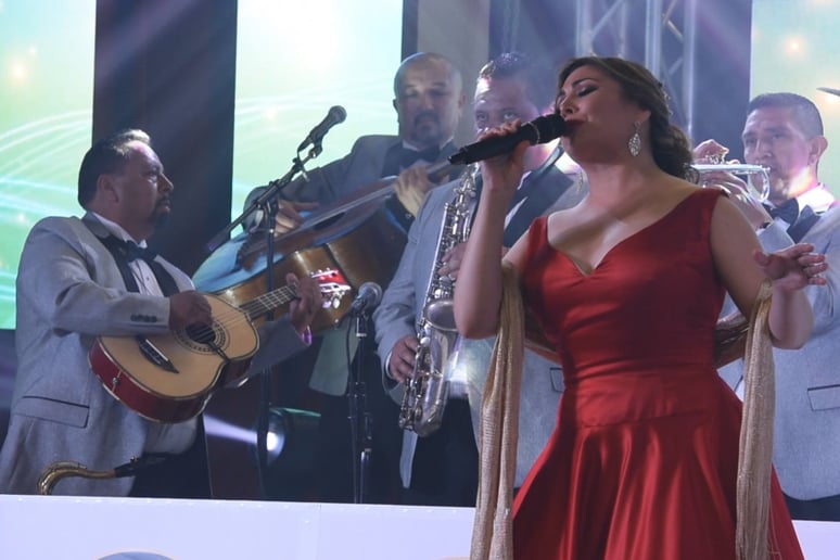 Gallery photo 19 of Divine Grupo Musical