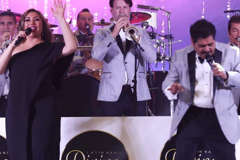 Gallery photo 95 of Divine Grupo Musical