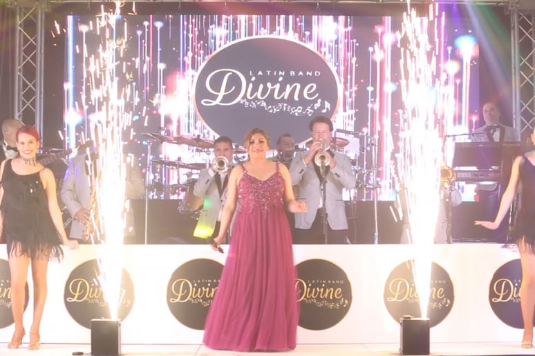 Gallery photo 1 of Divine Grupo Musical