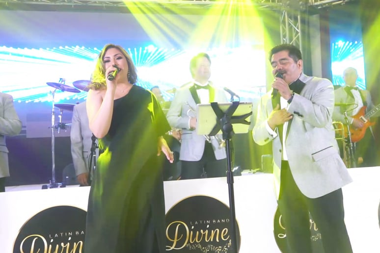 Gallery photo 44 of Divine Grupo Musical
