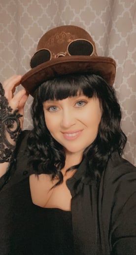 Gallery photo 4 of Divinely Lori Tarot