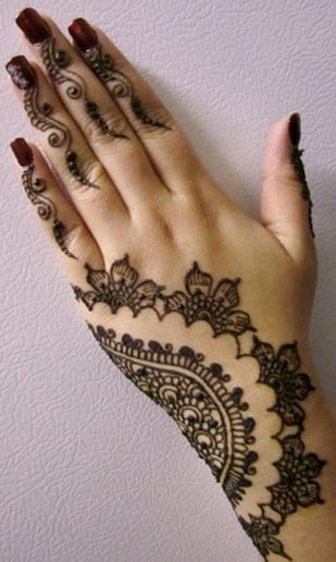 Gallery photo 4 of Bay Area Henna and Face Painting