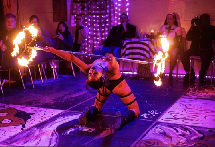 Gallery photo 4 of Dizzy Goddess