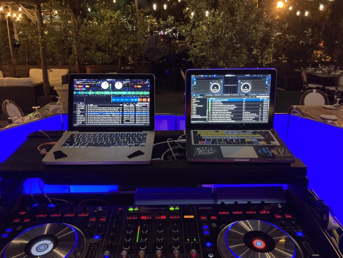 Gallery photo 3 of DJ 12