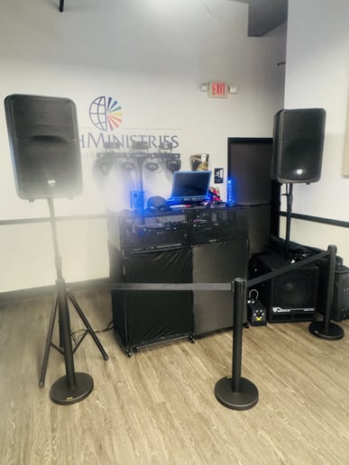 Gallery photo 2 of DJ14k
