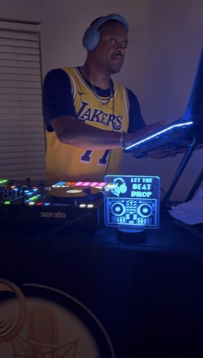 Gallery photo 2 of DJ14k