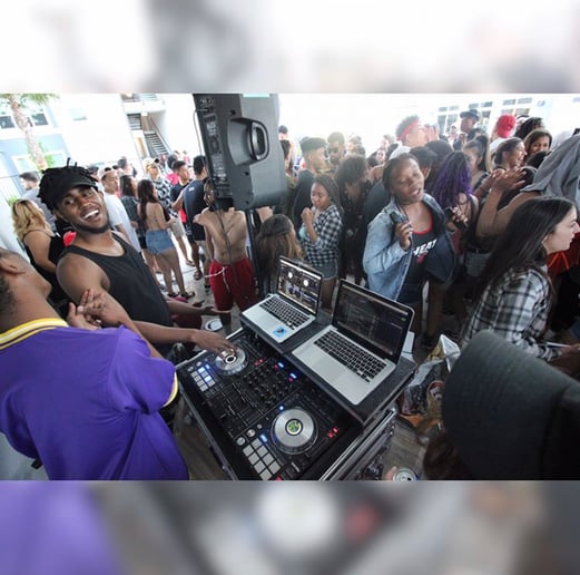 Gallery photo 10 of DJ Ajani