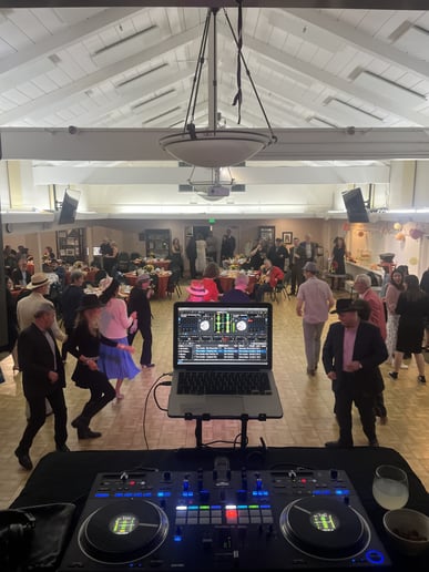 Gallery photo 11 of DJ Ajani