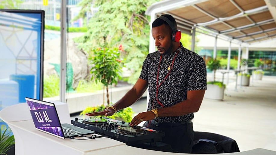 Gallery photo 3 of DJ Al