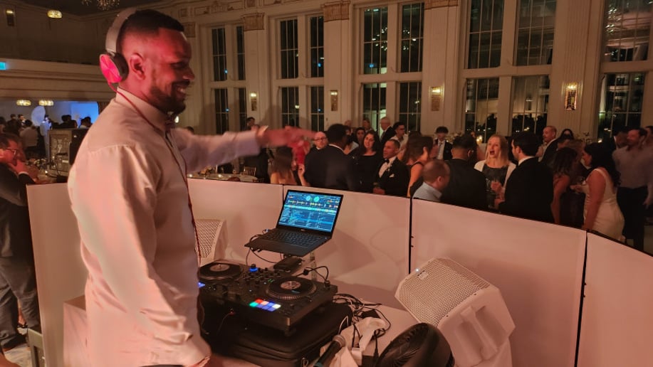 Gallery photo 8 of DJ Al