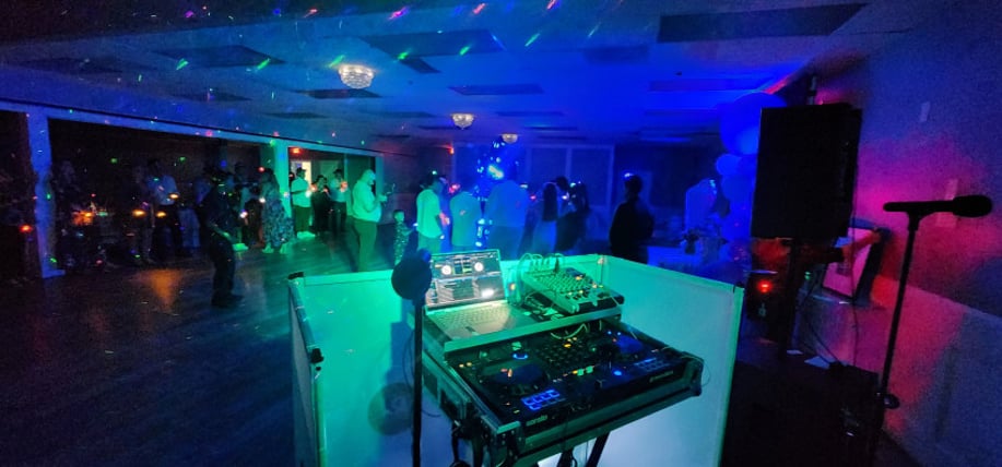 Gallery photo 4 of DJ Alexxxg