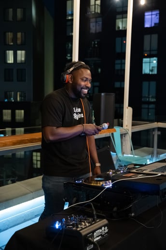 Gallery photo 7 of DJ Alley