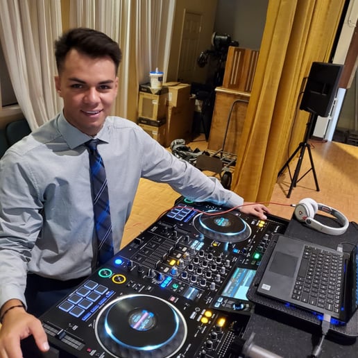 Gallery photo 3 of DJ Anyck
