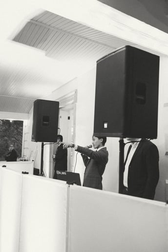 Gallery photo 2 of DJ Anyx