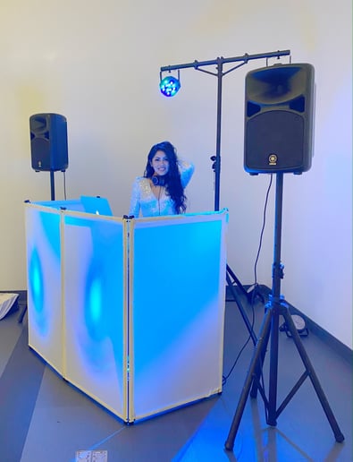 Gallery photo 2 of Dj Aravi